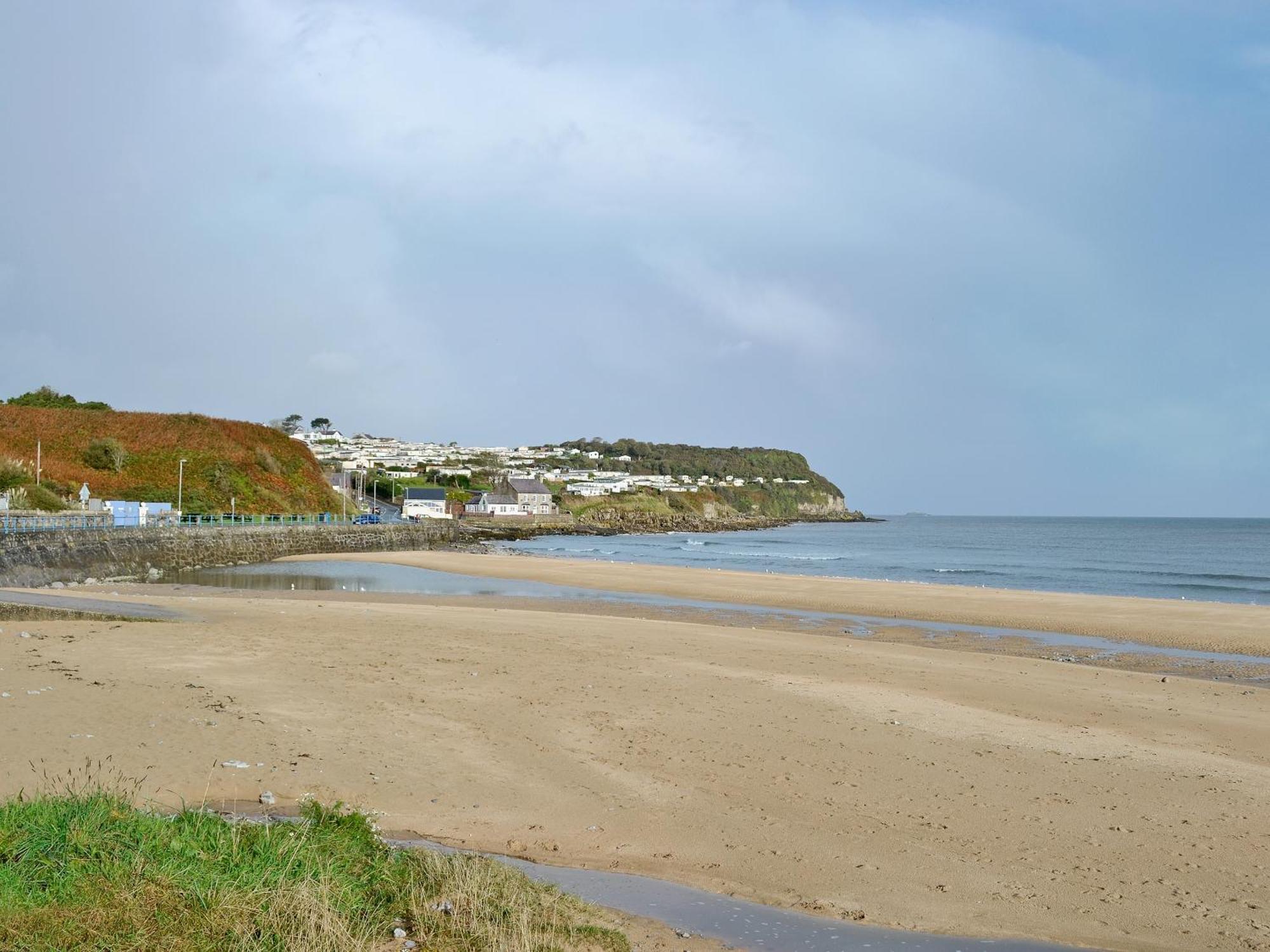 Beach Cottage Benllech Exteriör bild